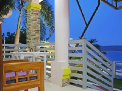 Lorelei Beach Resort