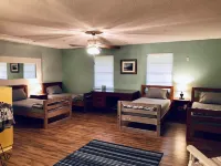 Cozy Cottage in the Woods