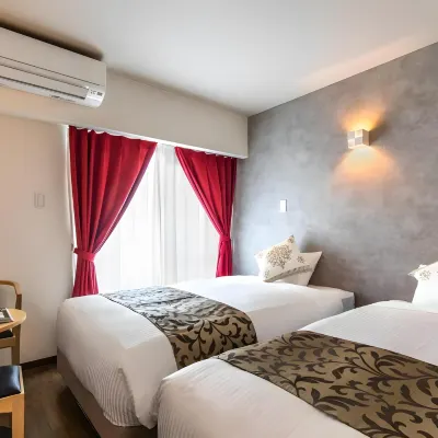 Mr.Kinjo Inn Rycom Kitanakagusuku Hotels near Aeon Mall Okinawa