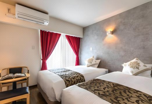 2. 미스터 긴조 인..