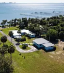 Susannah River Cottage Hotels near Midway Arcade