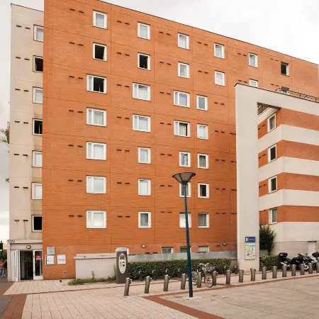 Séjours & Affaires Pantin Charles de Gaulle