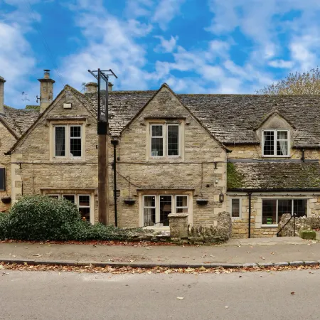 The Lamb Inn