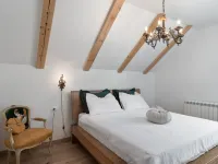 Mountain House Volta 1 Hotels in Lucice