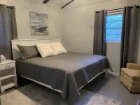 Renovated Cabin on 300 ft Waterfront (Pet Friendly)