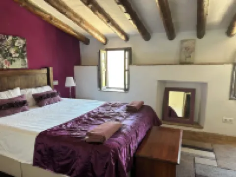 Large traditional CORTIJO, Large Private pool, Ping Pong table , family/groups