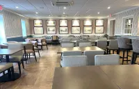 Best Western Plus Country Cupboard Inn