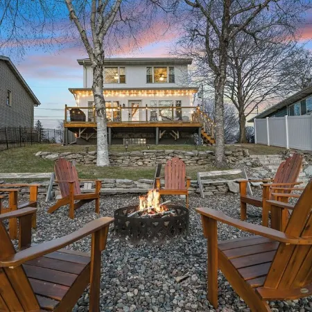 Lux Designer Lakefront Home with Views, Firepit, Dock, Kayaks, and up to 2 Dogs