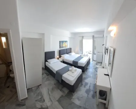 オシャニス リゾート パロス島のホテル