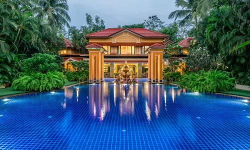 Mayfair Lagoon