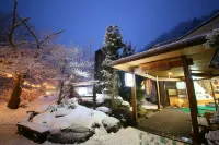 Shinshu Nakaoyama Onsen, Shosenkaku - Mountain view