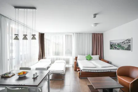 Bayer's Boardinghouse Und Hotel Отели в г. Мюнхен