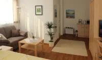 Hotel am Wintergarten Hotels in Marienthal