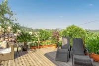 Maison Carles Bnb Hotels in La Colle-sur-Loup