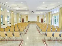 穆特豪斯杜塞爾多夫飯店 凱塞爾威爾斯附近的飯店