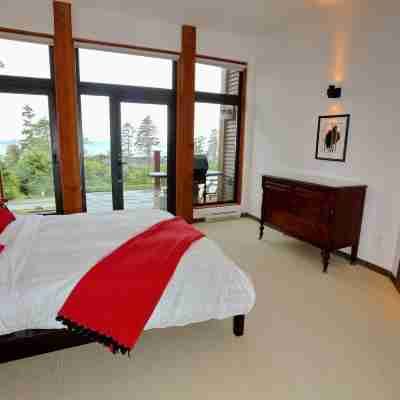 Pacific Rim Retreat Rooms