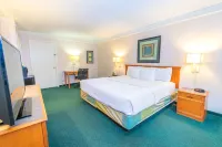 La Quinta Inn by Wyndham Clute Lake Jackson Hotels in Lake Jackson