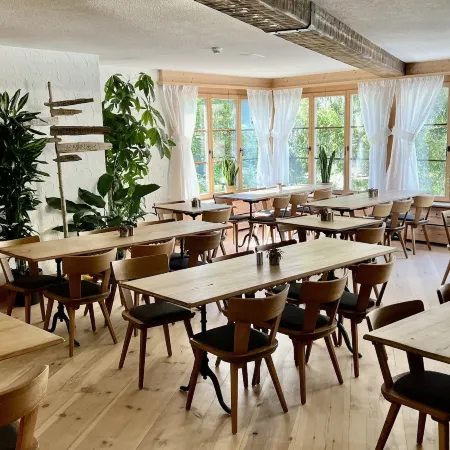 Spannort Family Home with Common Kitchen and Self Check-IN