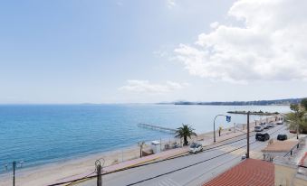 The Island Life Apartments by Konnect, Ipsos Beach