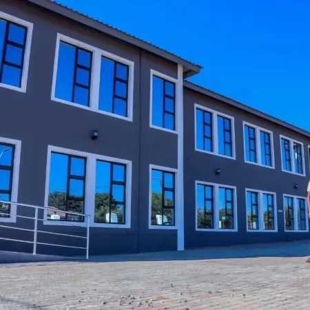 Starlight Inn Отели в г. Касане