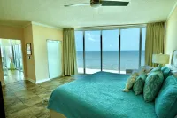 Ocean Front, Amazing Balcony with Floor to Ceiling Windows. Sunsets & Sunrise.