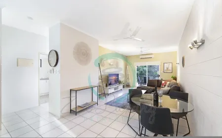 Zenwestralia Cityscape Balcony Outdoor Dining Отели в г. Stuart Park