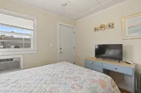 Beach Motel and Suites - 2-Star