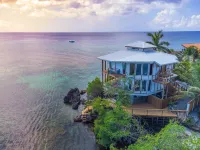 Stunning Views at - Villa Aire 1 Bedroom Apts by RedAwning