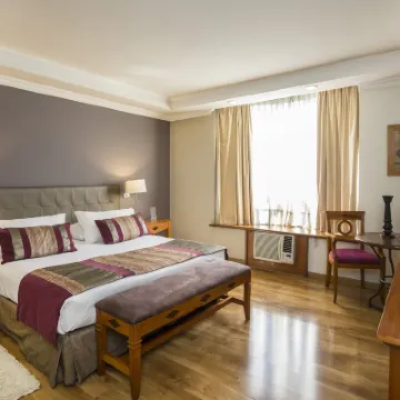 Park Plaza Bonaparte Boutique Hotels near Parque Inés de Suárez