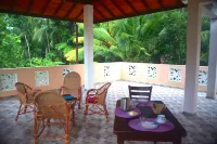 킹 코코넛 로지 Talpe 호텔