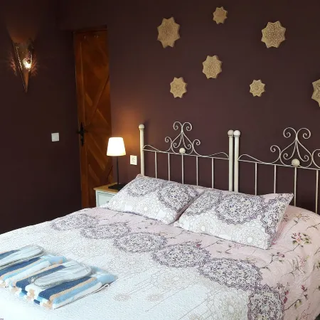 Casa Roble B&B