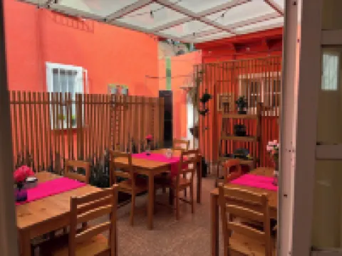 Villa Coyoacan Hotels near Museo Frida Kahlo