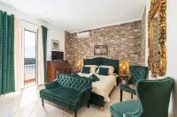 Villa Adrian - مسبح خاص