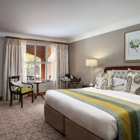 Premier Hotel Falstaff