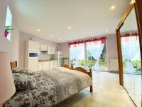 Reims Sherpa Guest House - 3-Star