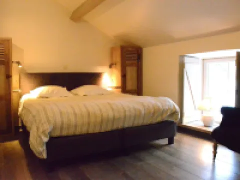 Villa with Hottub in Calm Area Hotels in Bievre