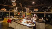 Papillon Lagoon Reef Hotel - breakfast