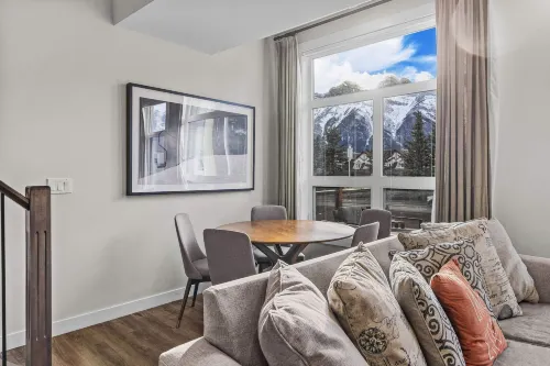 Township by Canmore Premier - Boutique