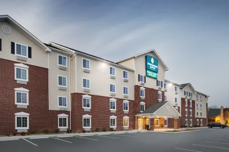 WoodSpring Suites Fredericksburg Отели рядом с достопримечательностью «Терминус оф Вирджиния Рейлуэй Трейл»