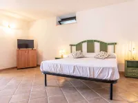 Emma's Villa Facing the Sea with Swimming Pool Hotels in Torre Suda