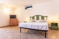 Emma's Villa Facing the Sea with Swimming Pool Hotels in Taviano