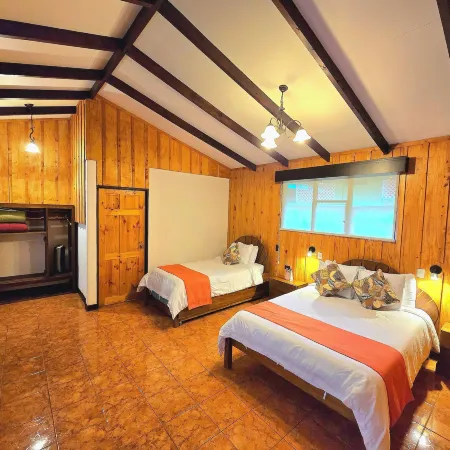 Hotel de Montaña Suria