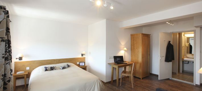 Logis Hotel le Nouvel Hotels in Drôme