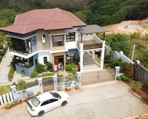 Villa - Sleeps 10 - Communal Pool - Parking Hotels in Mariveles