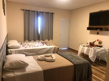 Pousada Morada Dos Pássaros Отели рядом с достопримечательностью «Paraiso Perdido»