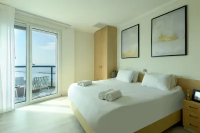 Luxury 2BR Apt w Balcony by Sea N' Rent