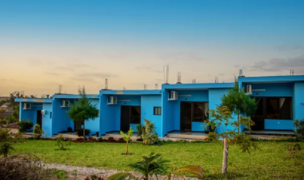 Praia de Tofo Hotels in 