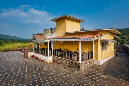 CosmicStays Rajgad Vista - Stay & Play Отели в г. Varoti Kh.