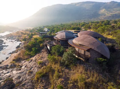 Madwaleni River Lodge - Babanango Game Reserve