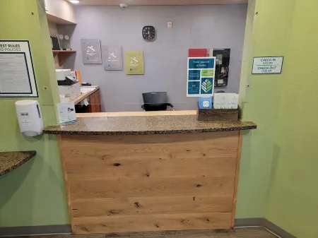 WoodSpring Suites Louisville Jeffersontown